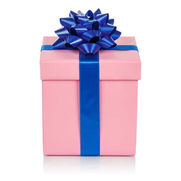 New With Tags! Designer Brands! Various Sizes! Saturday at 7pm CST! - Picture 5 of 6